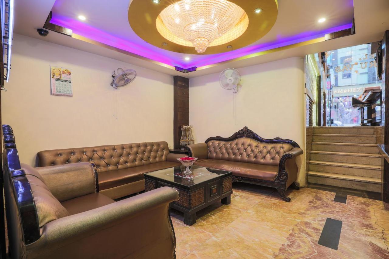 Hotel Guruvas Inn "Vaccinated Staff" Yeni Delhi Dış mekan fotoğraf